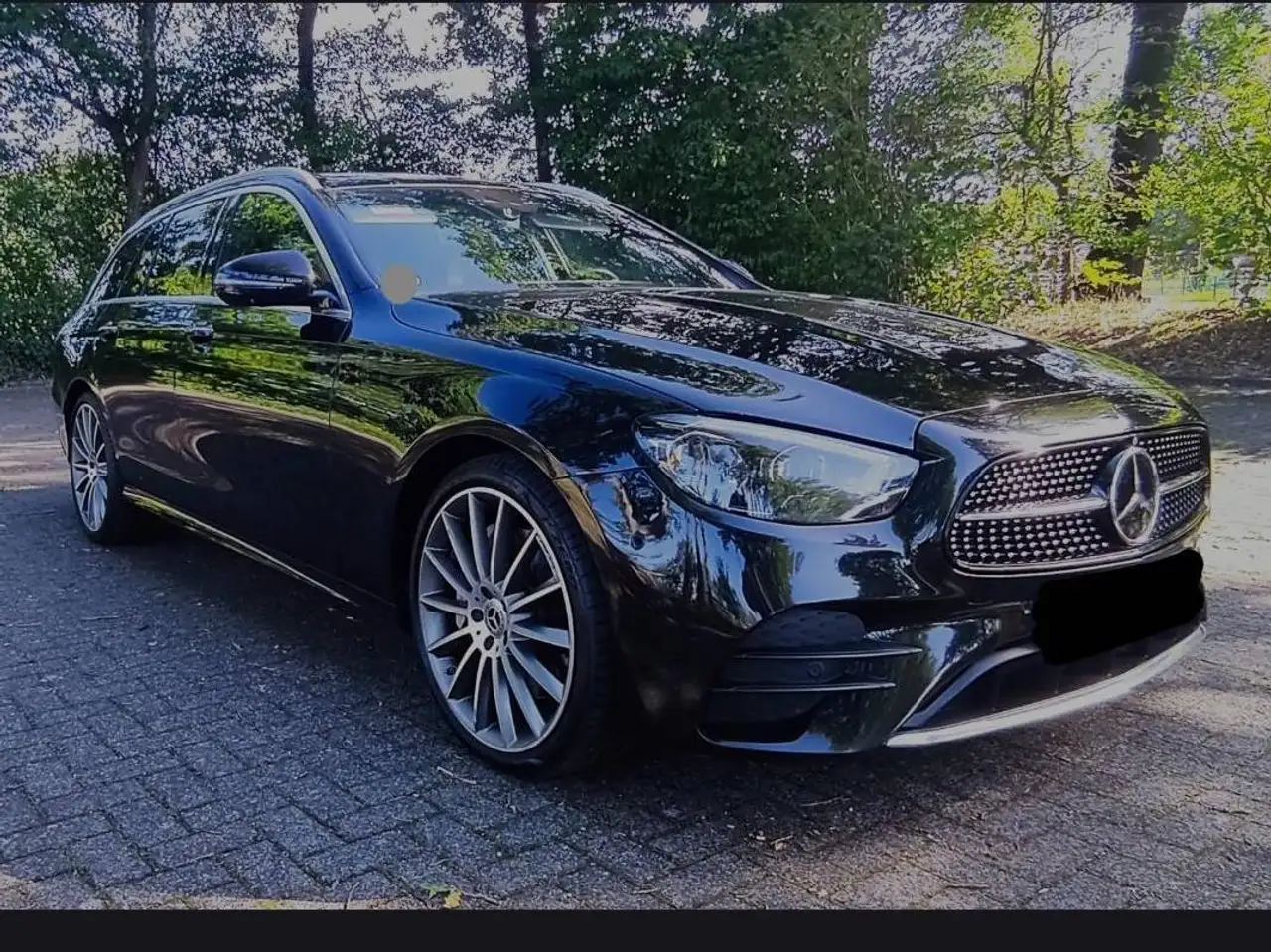 Mercedes-Benz E 400 d T AMG *VOLL*EDEL — photo 1 of 12