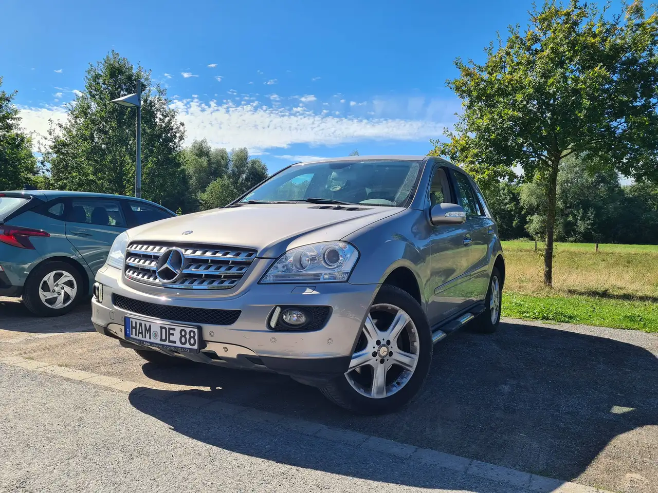 Mercedes-Benz ML 350 ML 350 4Matic 7G-TRONIC — photo 1 of 7