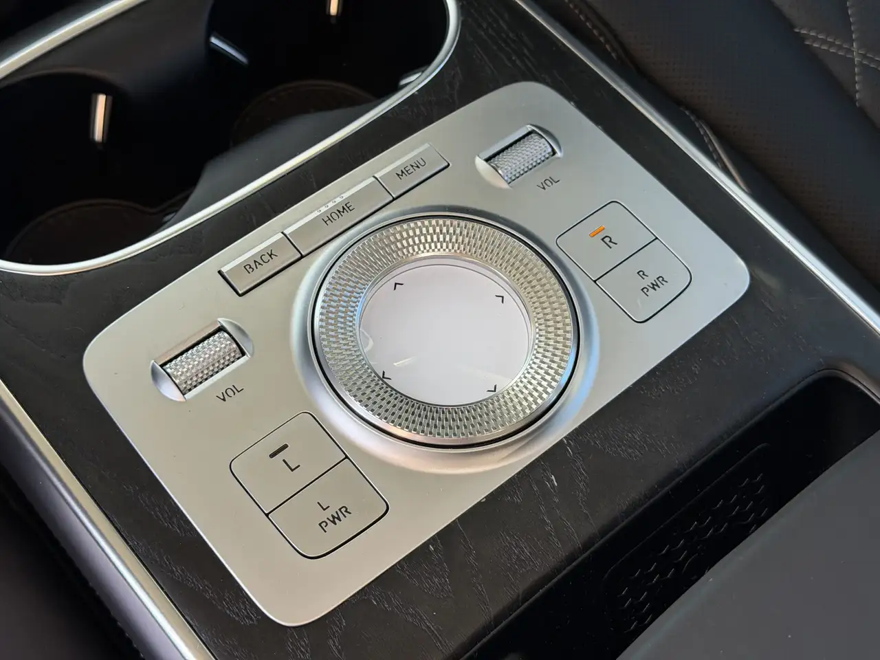 2023 Genesis GV80 3.0 D AWD AT8 Executive I HUD I 6- Sitzer, photograph 6