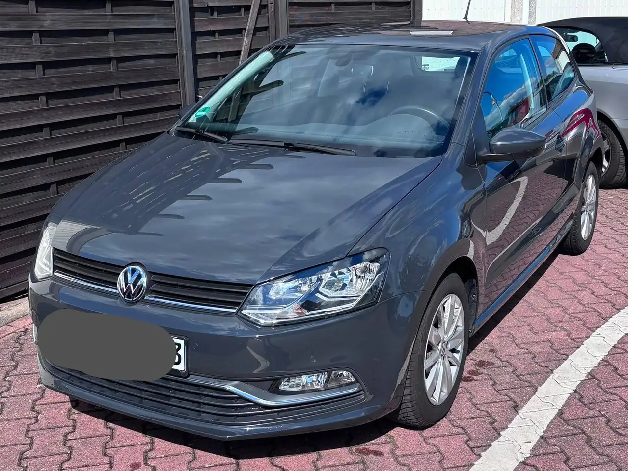 Volkswagen Polo Polo V 3-Türer 1.0 Trendline — photo 1 of 10