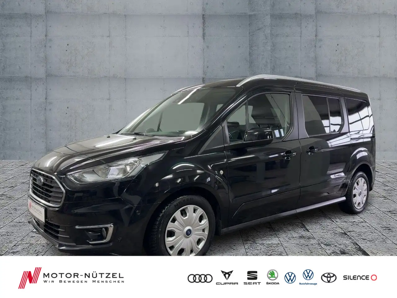 Ford Grand Tourneo Connect 1.5TDCi TITANIUM SITZE 7 — photo 1 of 21