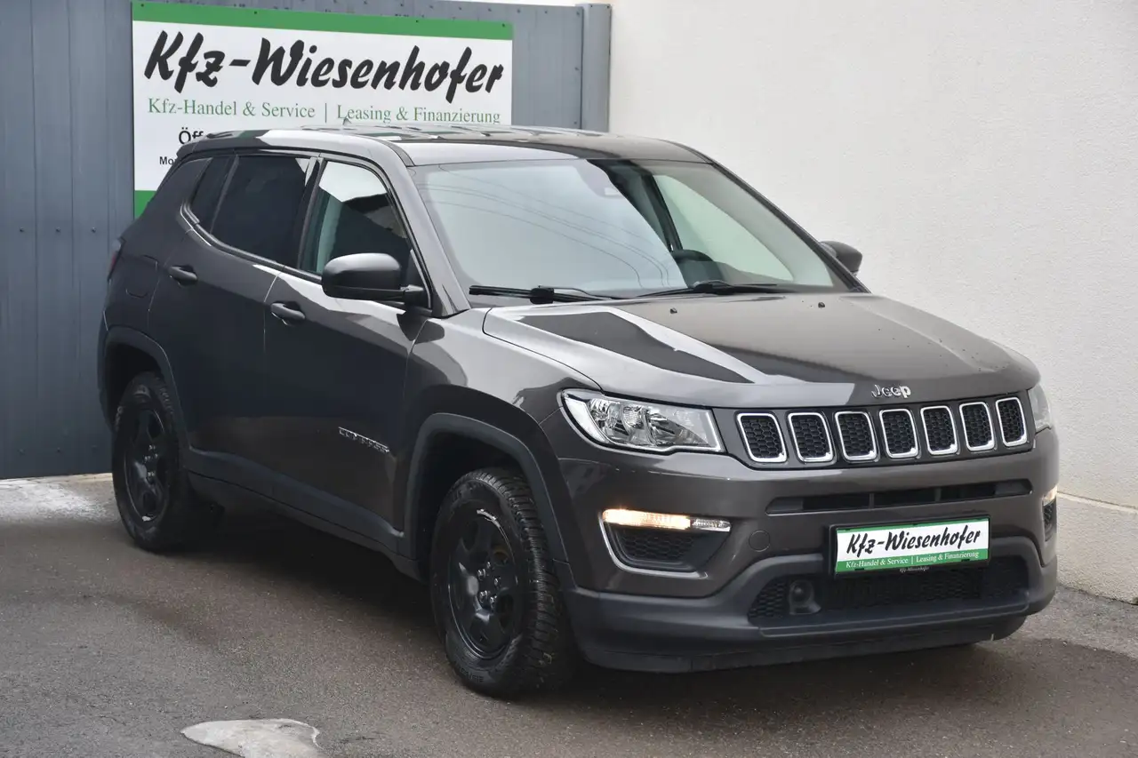 Jeep Compass 1.4 MultiAir Sport FWD / Service + Pickerl NEU / — photo 1 of 31