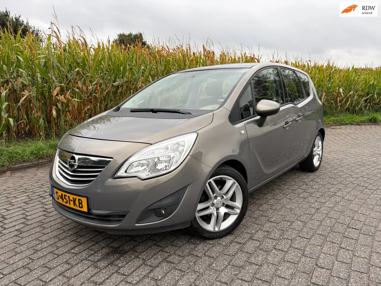 Opel Meriva 1.4 Turbo Berlin - zeer lage kmstand - lm velgen — photo 1 of 21