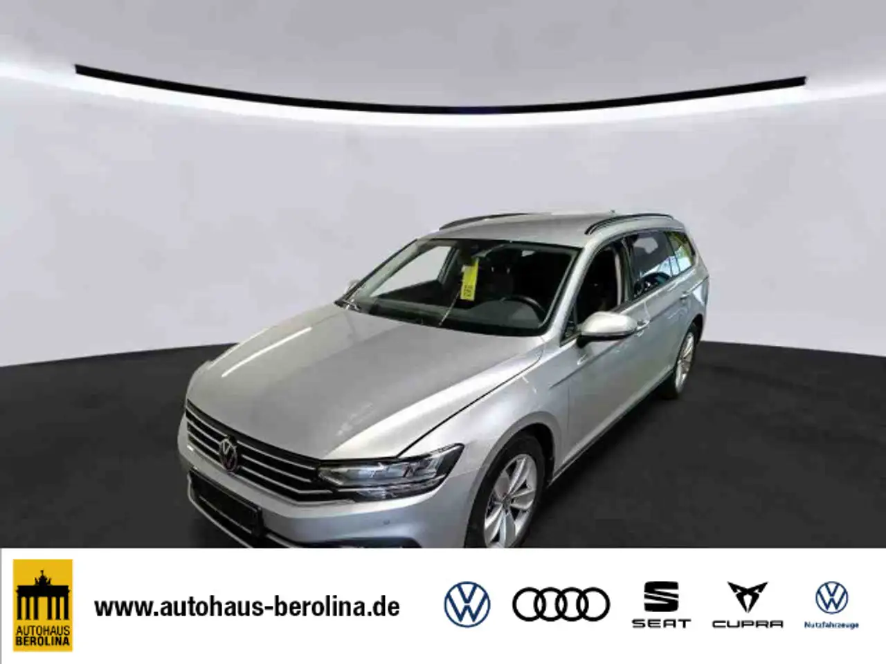 Volkswagen Passat Variant 2.0 TDI DSG *AHK*R-CAM*PDC*SHZ* — photo 1 of 3
