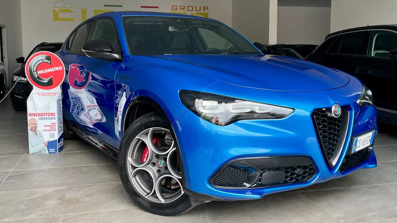Alfa Romeo Stelvio ALFA ROMEO STELVIO 2.2 COMPETIZIONE Q4 TURBODIESEL — photo 1 of 15