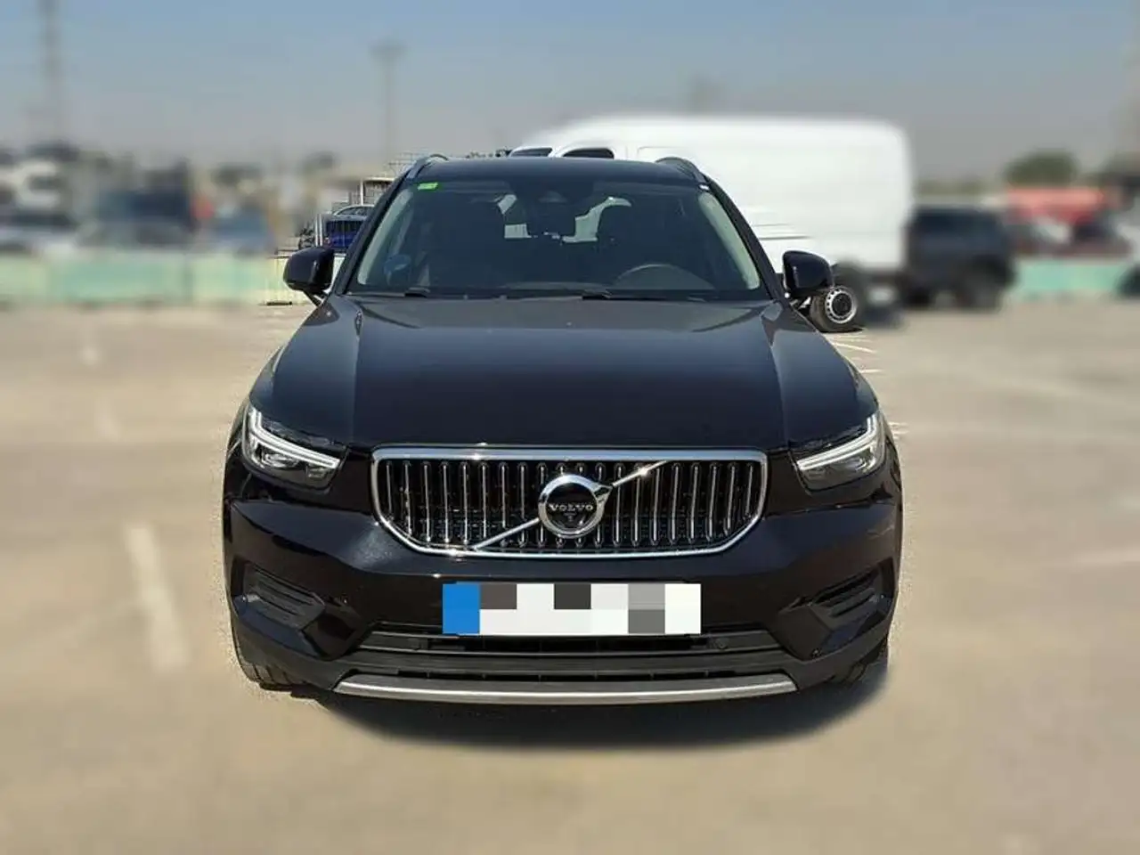 Volvo XC40 1.5 T4 Twin Recharge Inscription Ex Auto — photo 1 of 15