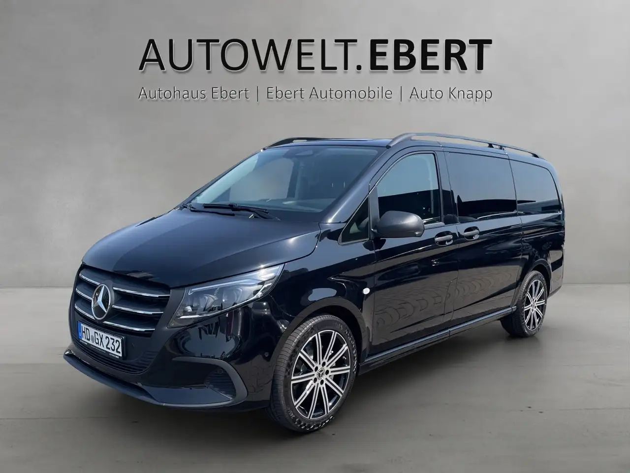 Mercedes-Benz Vito 119 CDI Tourer SELECT Lang — photo 1 of 13
