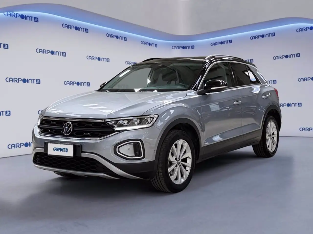 Volkswagen T-Roc 1.0 tsi life 110cv — photo 1 of 18