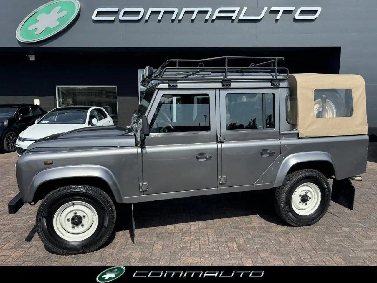 Andra Defender - Defender 110 2.4 TD4 CrewCab E — photo 1 of 26