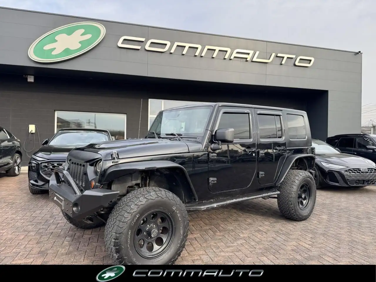 Jeep Wrangler Unlimited 2.8 CRD Sahara — photo 1 of 15
