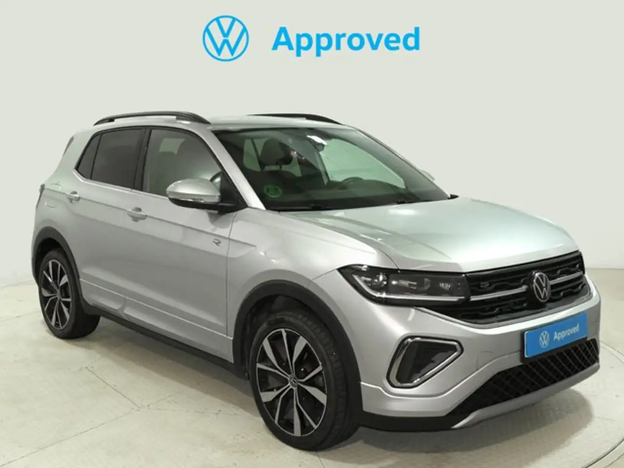 Volkswagen T-Cross 1.0 TSI R-Line 85kW — photo 1 of 11