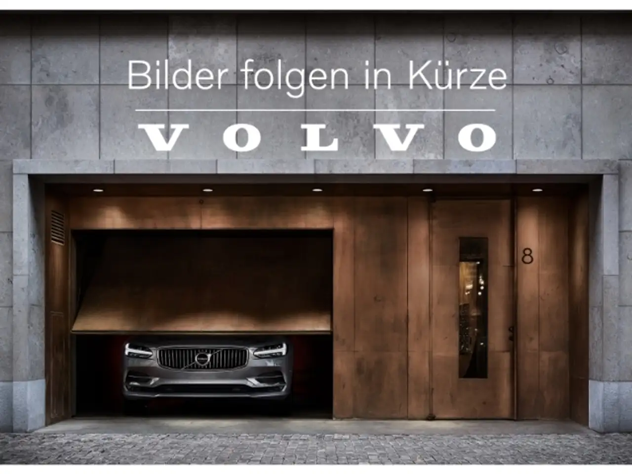 Volvo V60 B4 Benzin Plus Dark 18'' ACC 360 Kamera Harman LED — photo 1 of 1