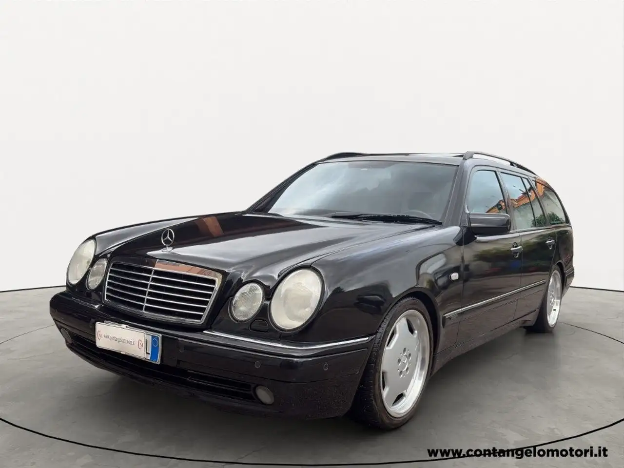 Mercedes-Benz E 55 cat S.W. AMG — photo 1 of 15