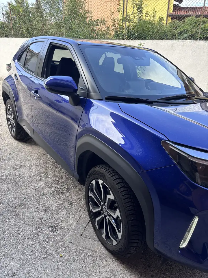Toyota Yaris Cross 1.5h Trend fwd 116cv e-cvt — photo 1 of 6