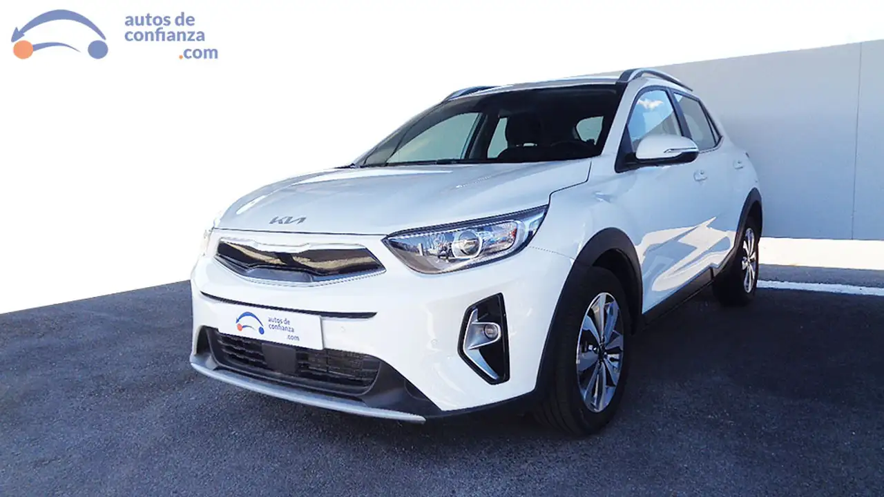 Kia Stonic 1.0 TGDI MHEV IMT DRIVE — photo 1 of 13