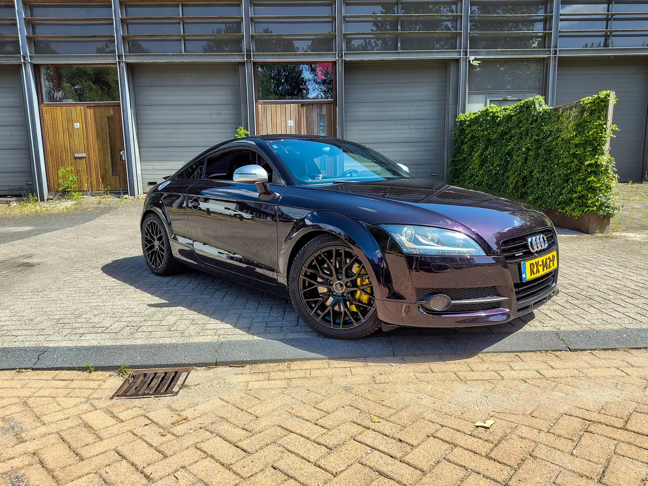 Audi TT TT 3.2 V6 quattro — photo 1 of 18