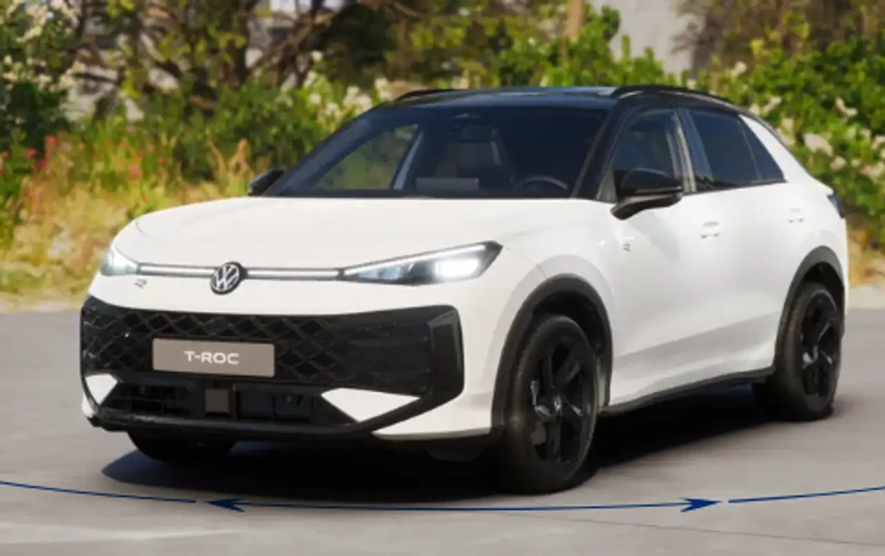 Volkswagen T-Roc R-Line 1.5 eTSI 150 PS DSG BLACK STYLE*MATRIX*AHK* — photo 1 of 10