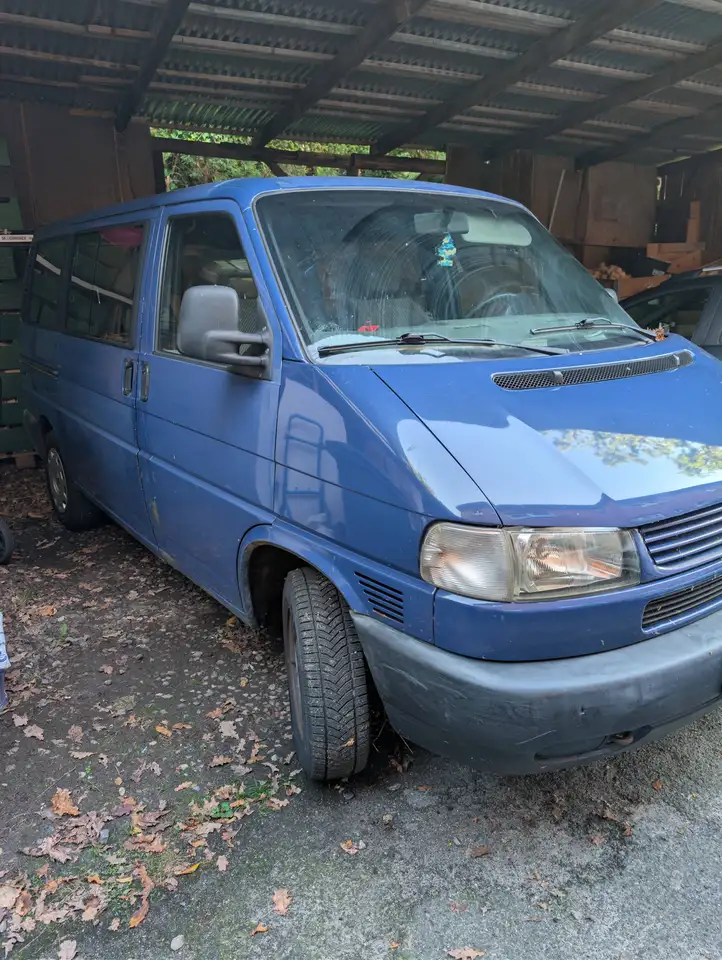 Volkswagen T4 Caravelle Caravelle T4 TDI 7DC2Y2 — photo 1 of 7