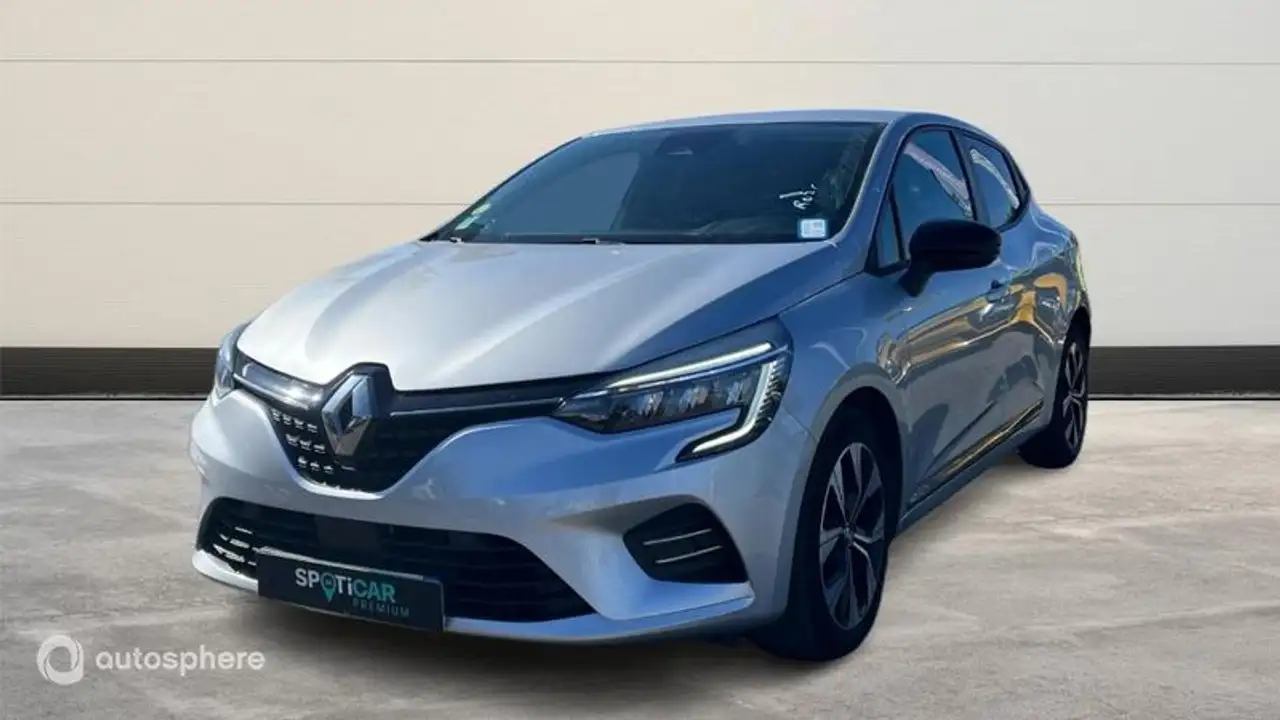 Renault Clio 1.5 Blue dCi 100ch Evolution — photo 1 of 20