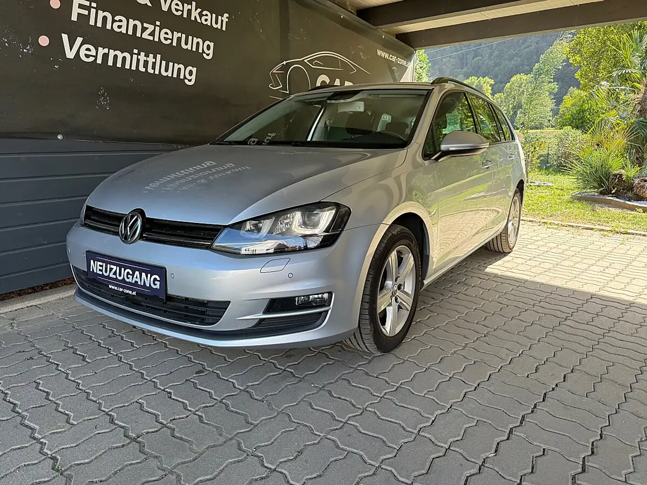 Volkswagen Golf Variant 2,0 TDI DSG *ACC*Sitzheizung*Navi*PDC* — photo 1 of 25