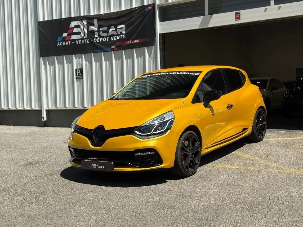 Renault Clio 1.6 200CV RS CUP EDC / JAUNE SIRIUS / CATA SPORT / CATBACK GT PERFORMANCE/ GARANTIE / — photo 1 of 26