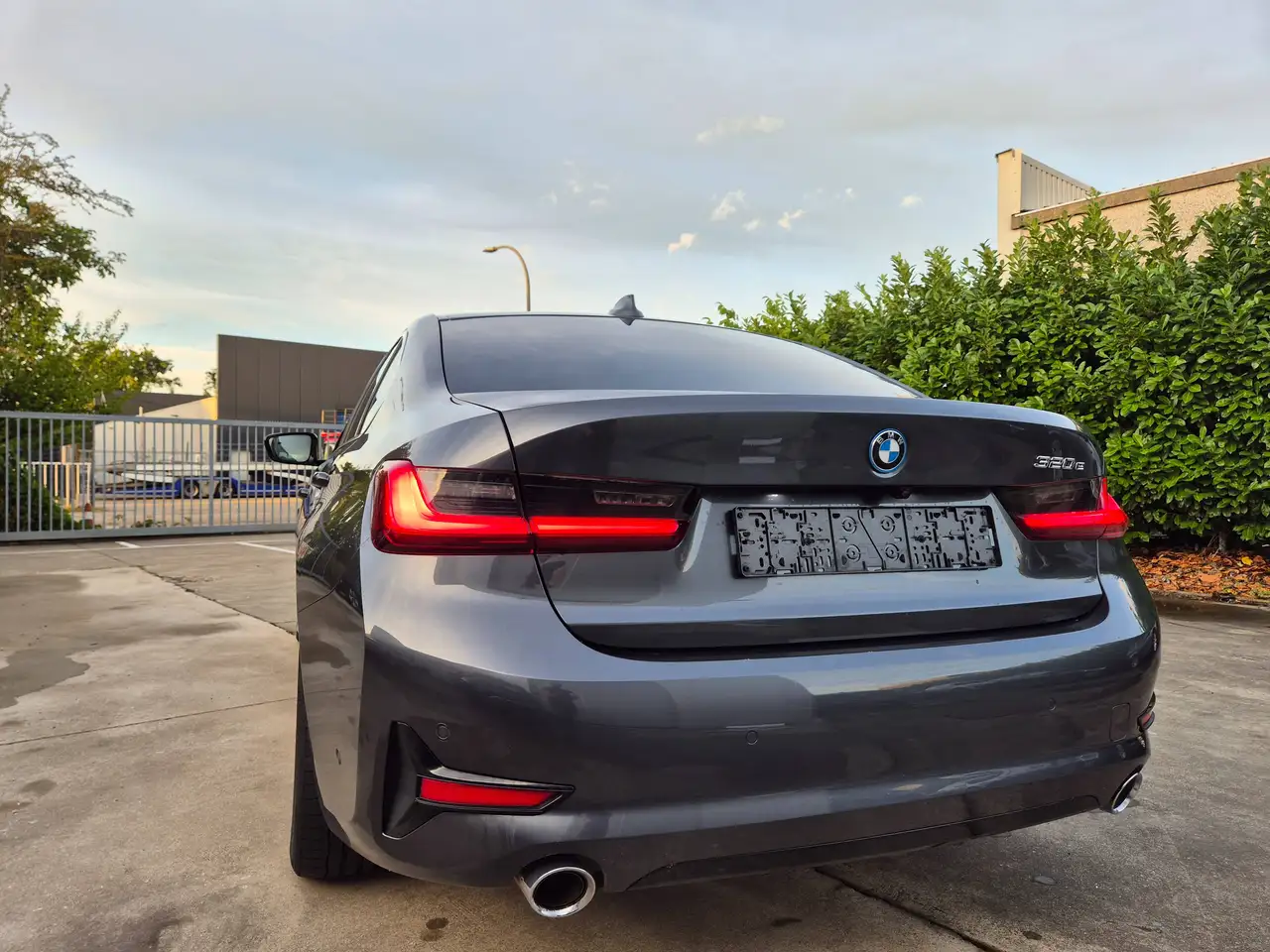 2022 BMW 320 eA / SPORT LINE / PHEV HYBRID /, photograph 9