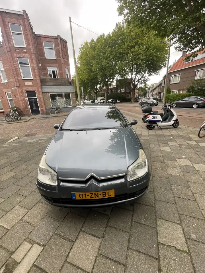 Citroen C5 2.0-16V Exclusive — photo 1 of 14