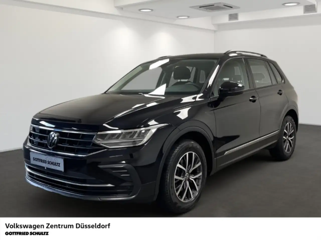Volkswagen Tiguan Life 2.0 TDI DSG Navi Kamera LED AHK — photo 1 of 15