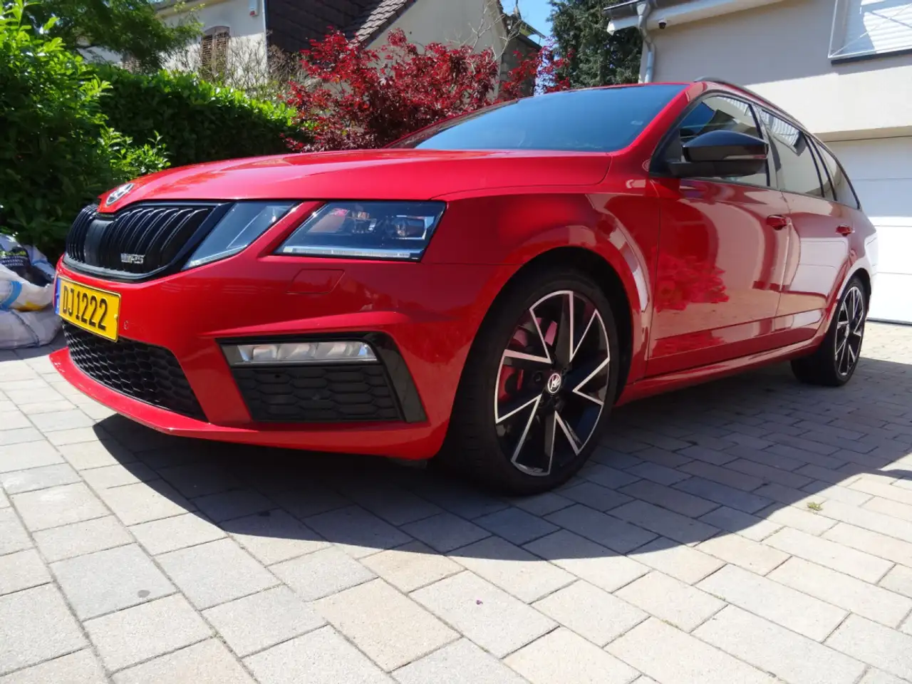 Skoda Octavia RS DSG — photo 1 of 15