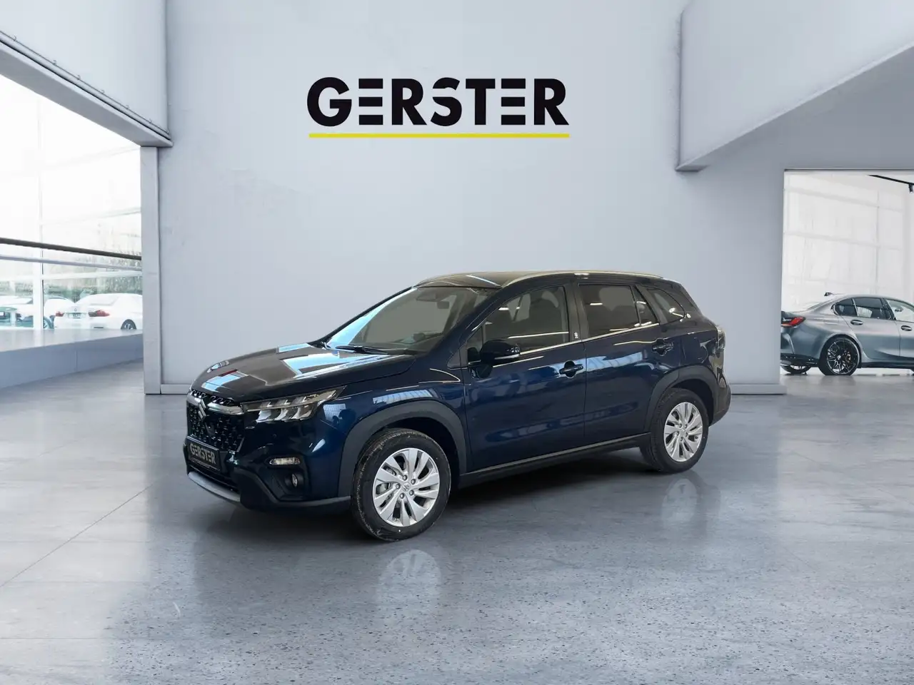 Suzuki S-Cross shine — photo 1 of 24