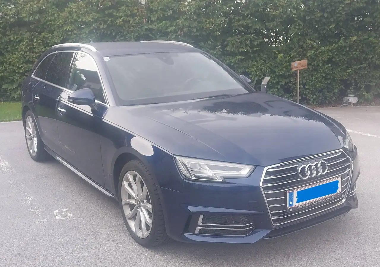 Audi A4 A4 Avant 2,0 TDI Design S-tronic Design — photo 1 of 6