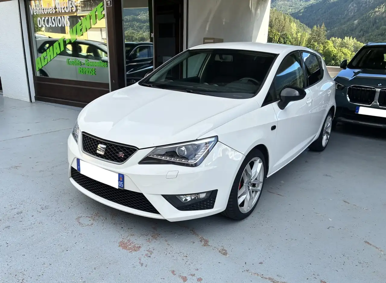 SEAT Ibiza IV 1.4 TDI 90 FR — photo 1 of 9