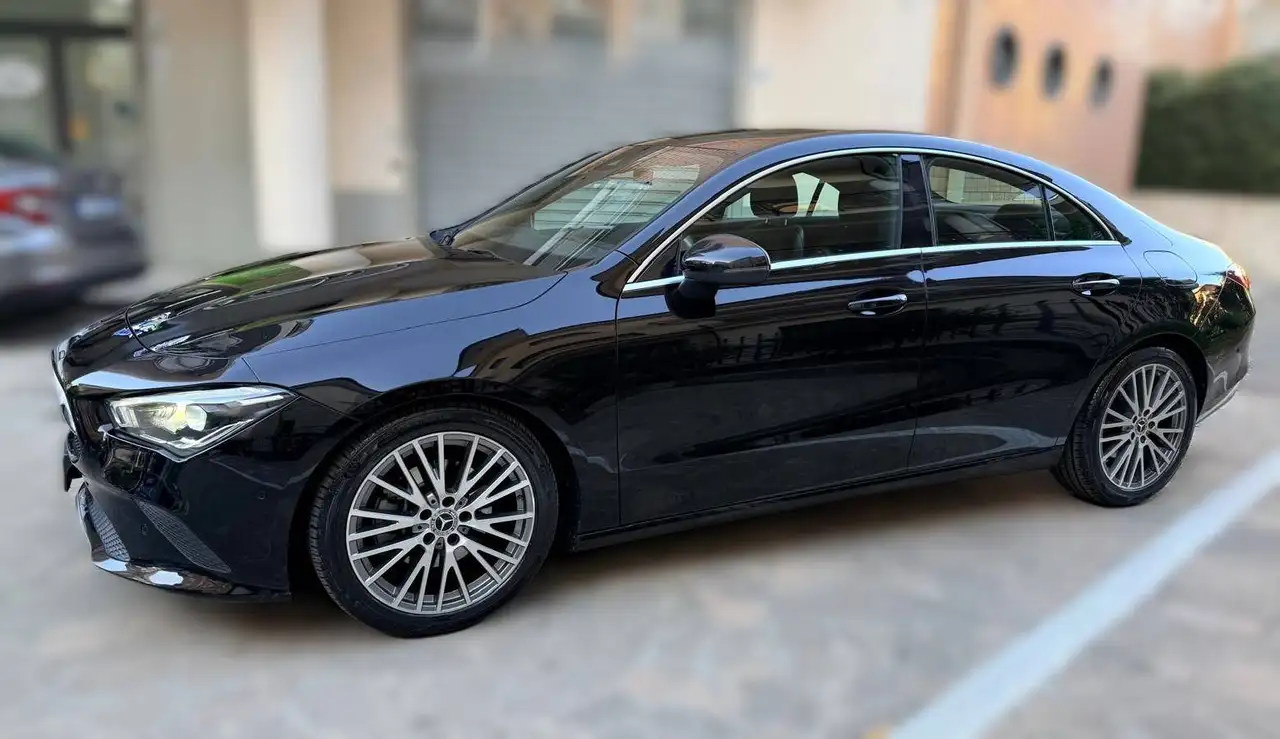 Mercedes-Benz CLA 200 CLA 200 d Sport 7G-DCT Coupè — photo 1 of 15