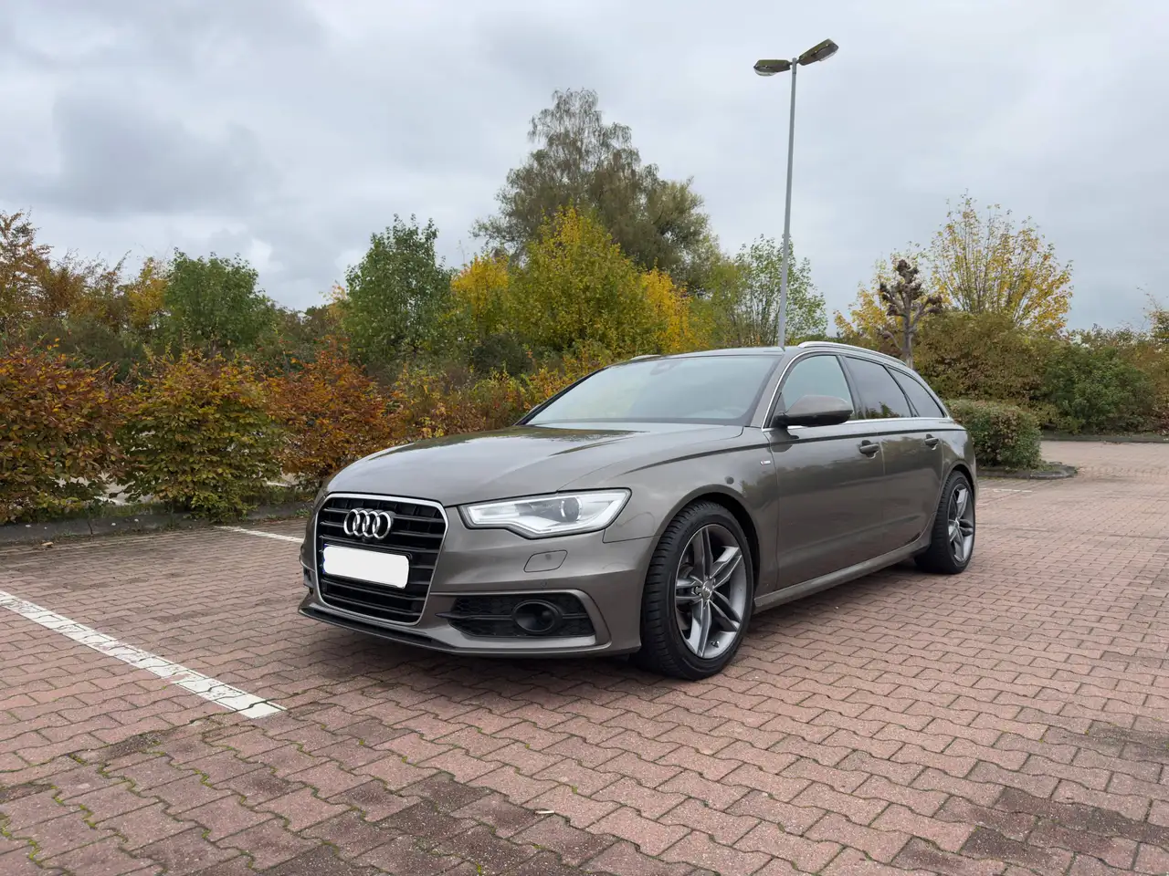Audi A6 A6 Avant Diesel Avant 2.0 TDI Ultra DPF S tronic — photo 1 of 20