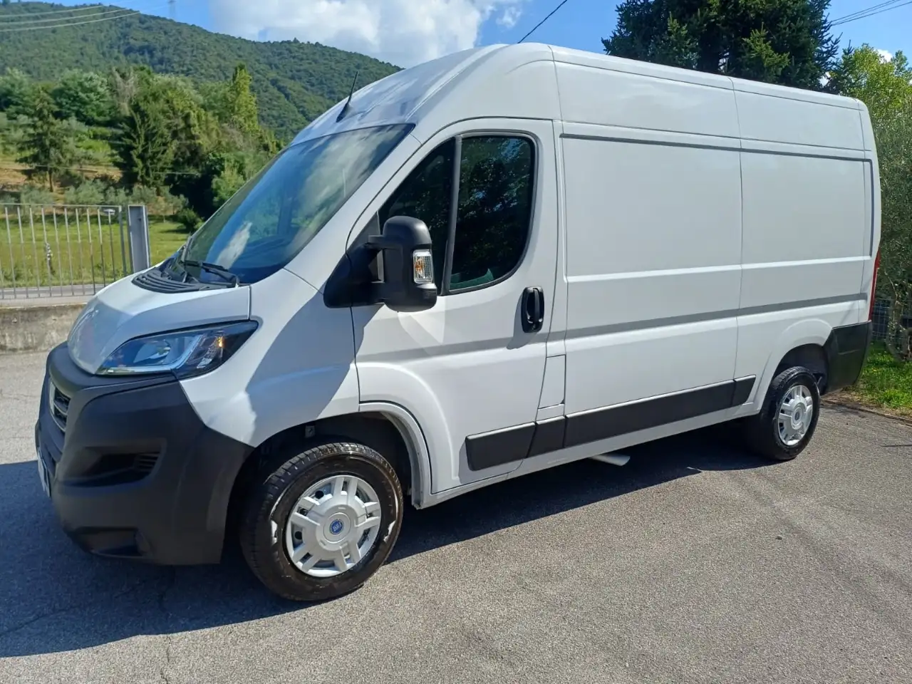 Fiat Ducato Maxi 35 L2H2 2.2 diesel 140cv — photo 1 of 15