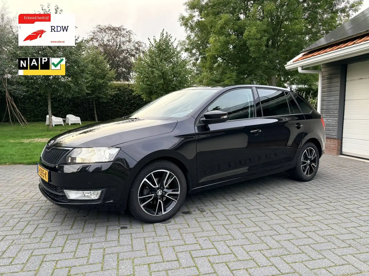 Skoda Rapid/Spaceback Rapid 1.2 TSI Pano/Clima/Xenon/PDC/Trekhaak — photo 1 of 18