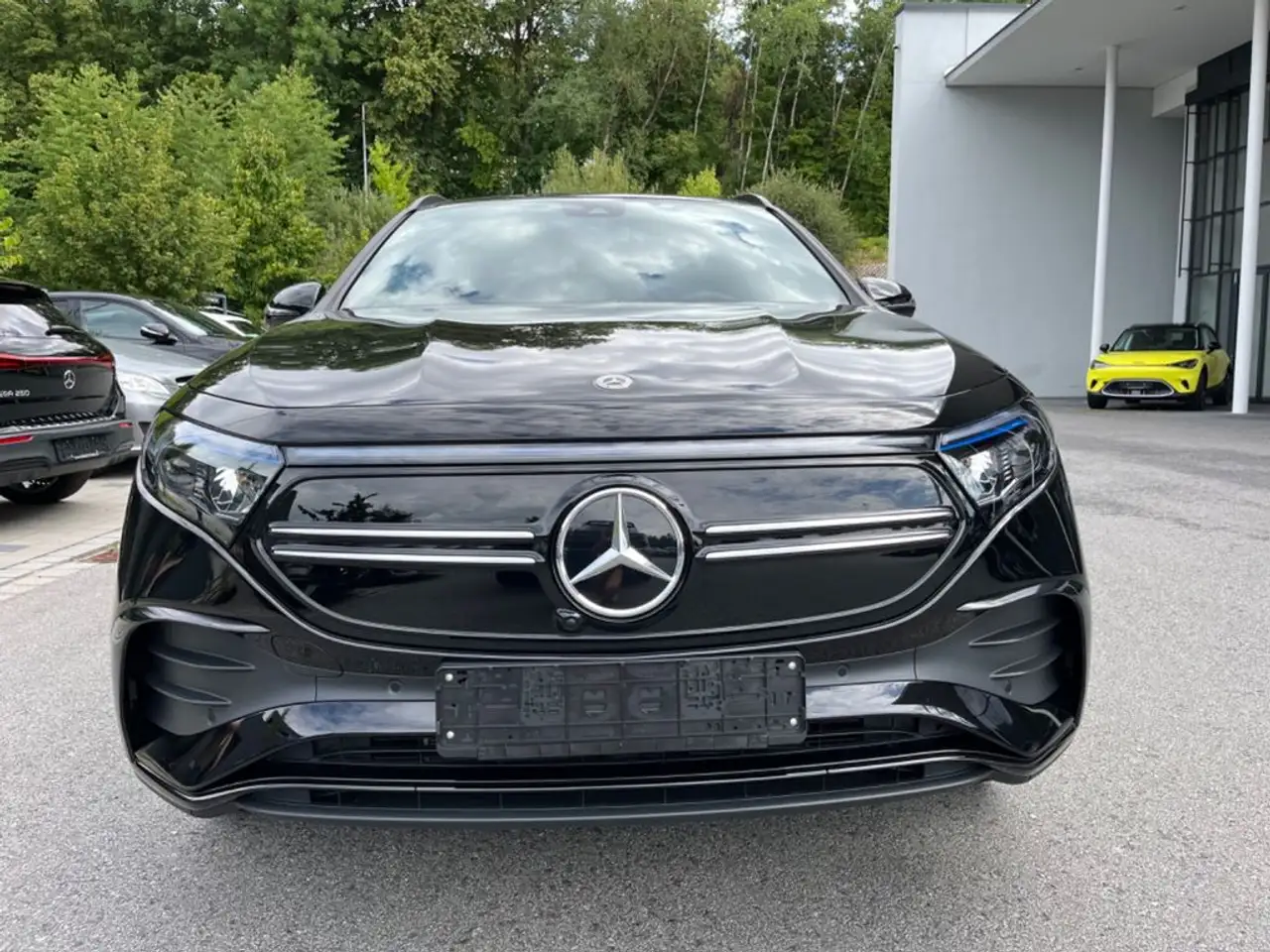 Mercedes-Benz EQA 250 EQA 250 (243.701) — photo 1 of 21