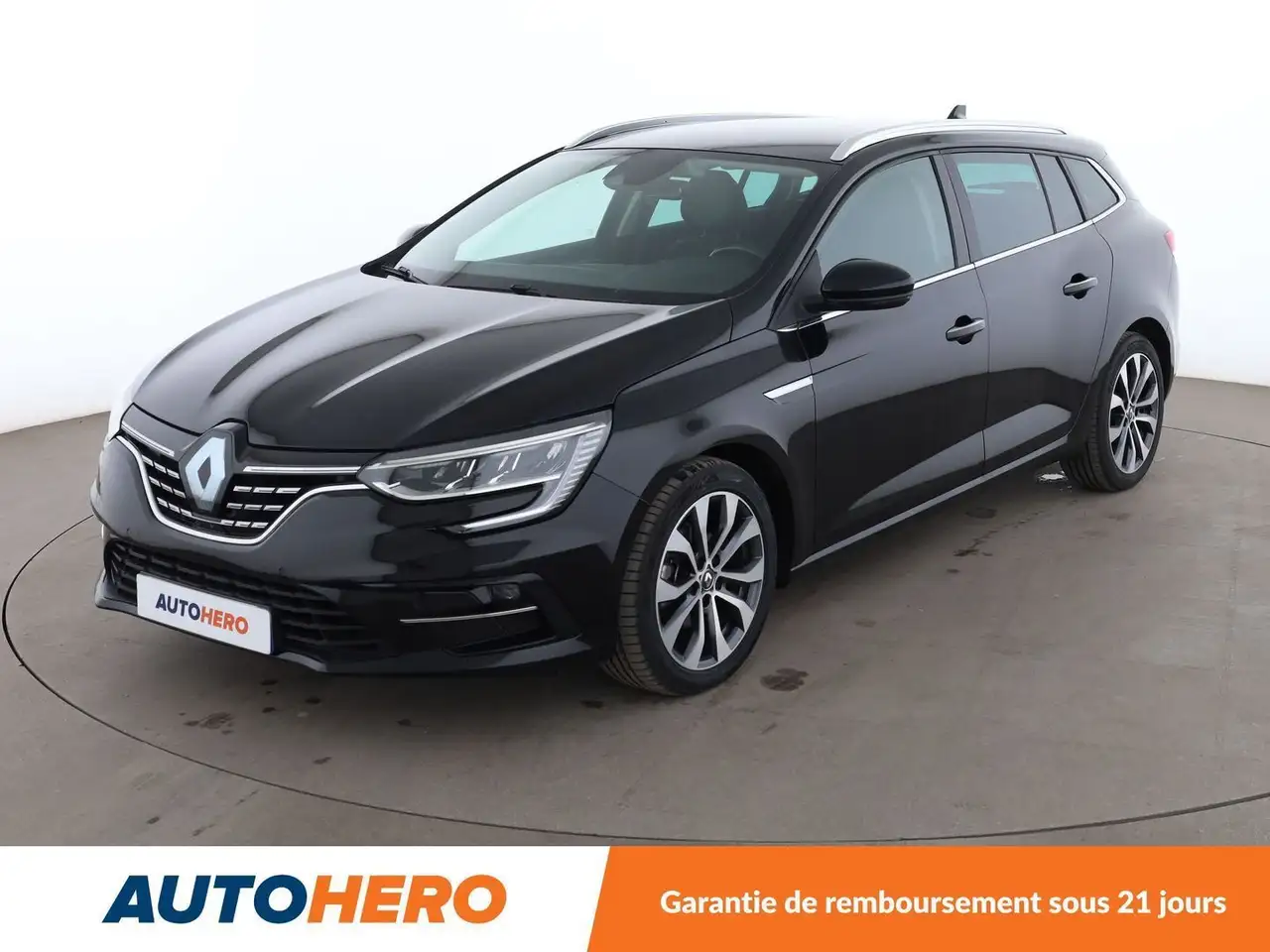Renault Megane Estate 1.5 dCi Blue Intens EDC — photo 1 of 34