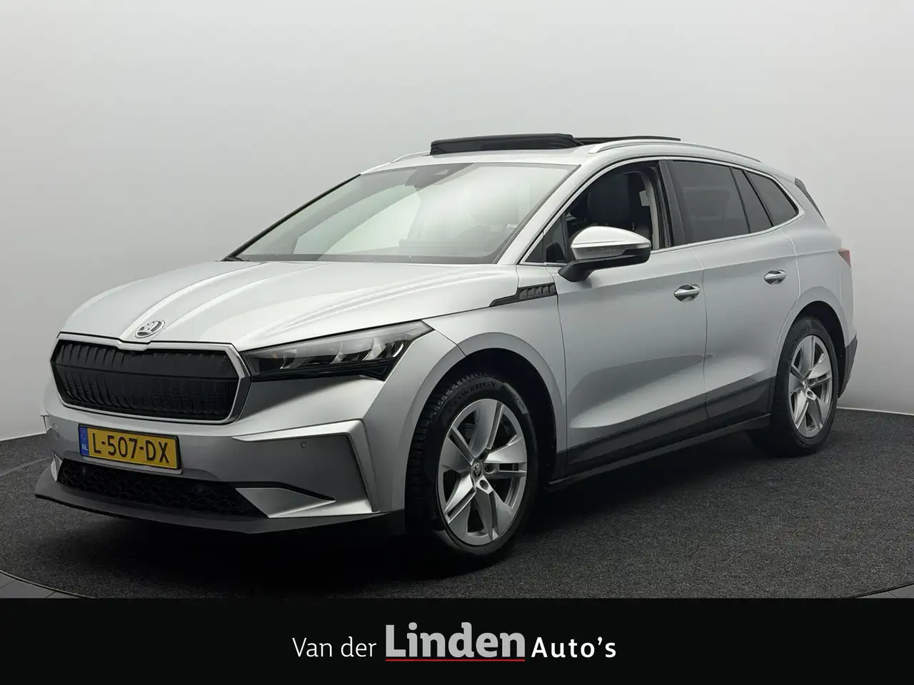 Skoda Enyaq iV 60 SoH 94,5% | Panoramadak | Adaptive Cruise | — photo 1 of 31