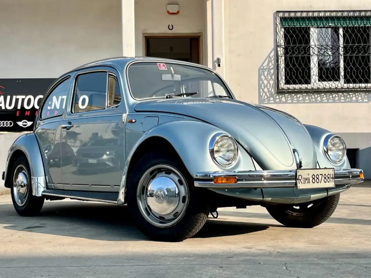 Volkswagen Maggiolino Winter Bug Edition — photo 1 of 13