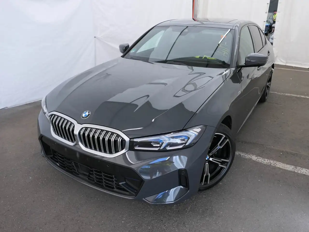 BMW 320 i Lim. "M-Sport" Glasdach, DrivAss, ACC, ParkAss+, — photo 1 of 11