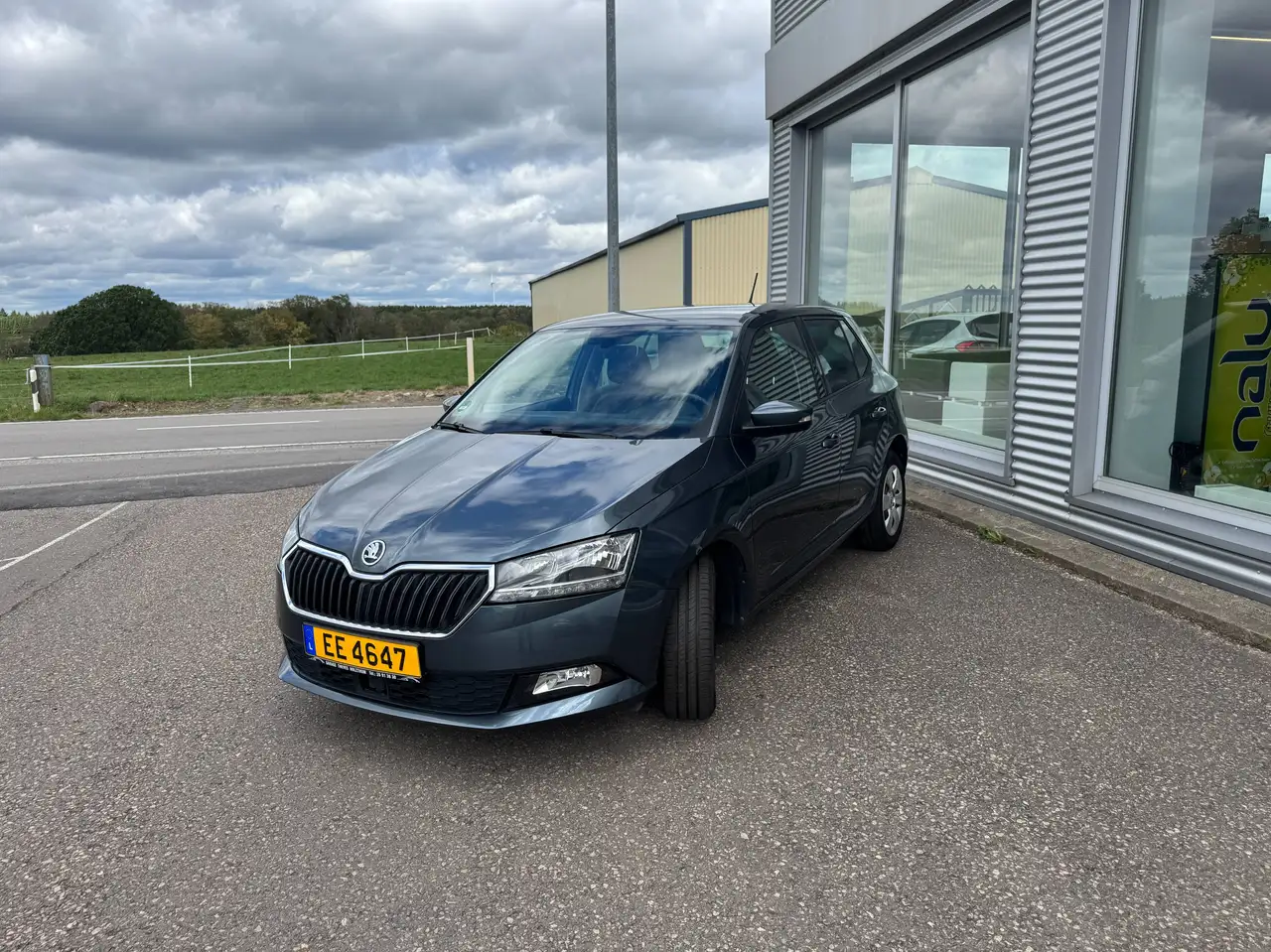 Skoda Fabia Fabia Combi 1.0 TSI DSG Style — photo 1 of 12