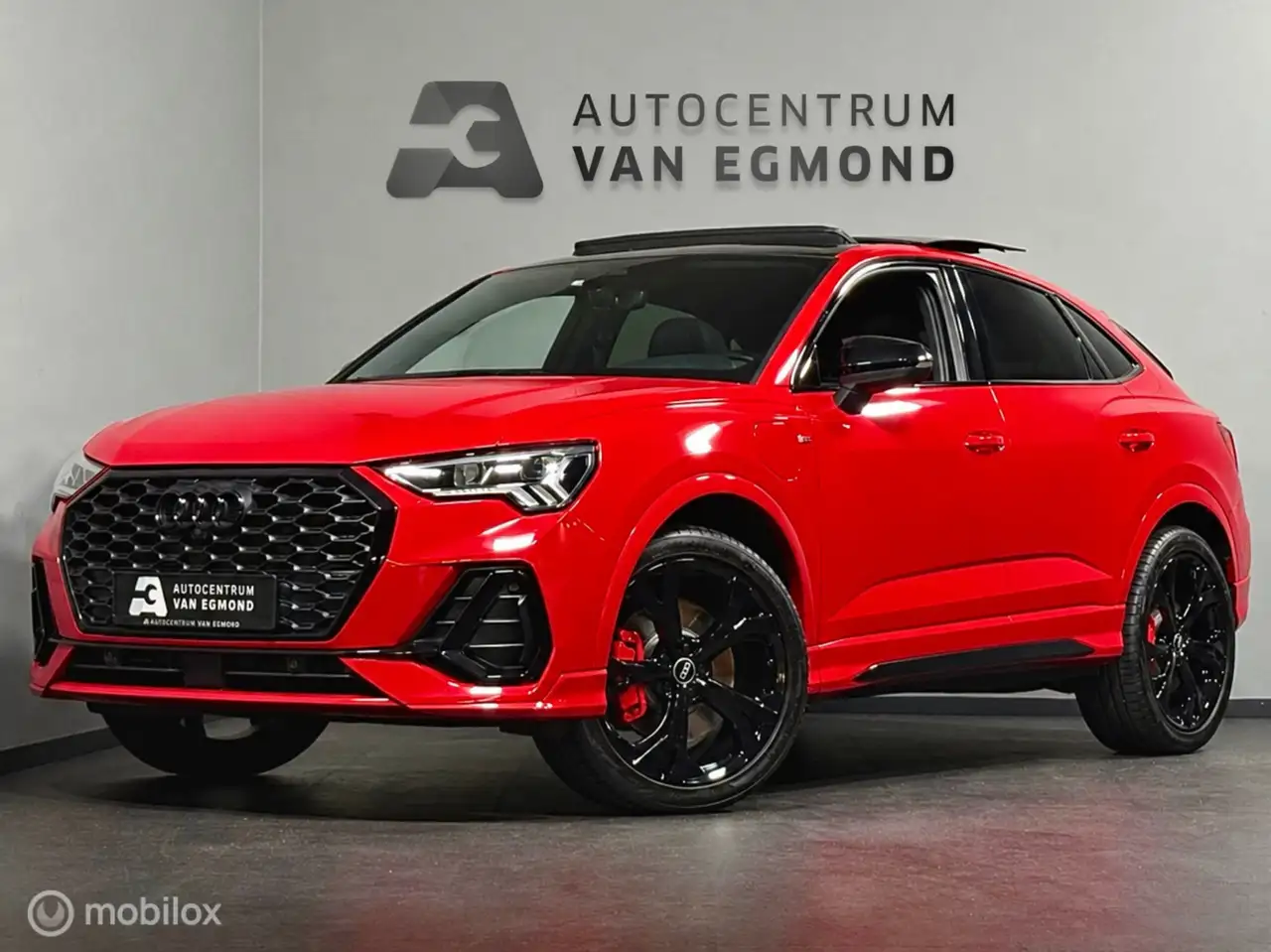 Audi Q3 Sportback 45 TFSIe S-LINE SOH 92.4% | PANO | LEDER — photo 1 of 40