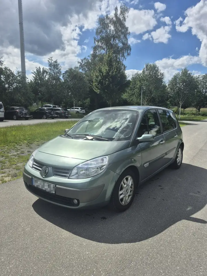 Renault Megane 2.0 Grandtour Aut. Dynamique — photo 1 of 8