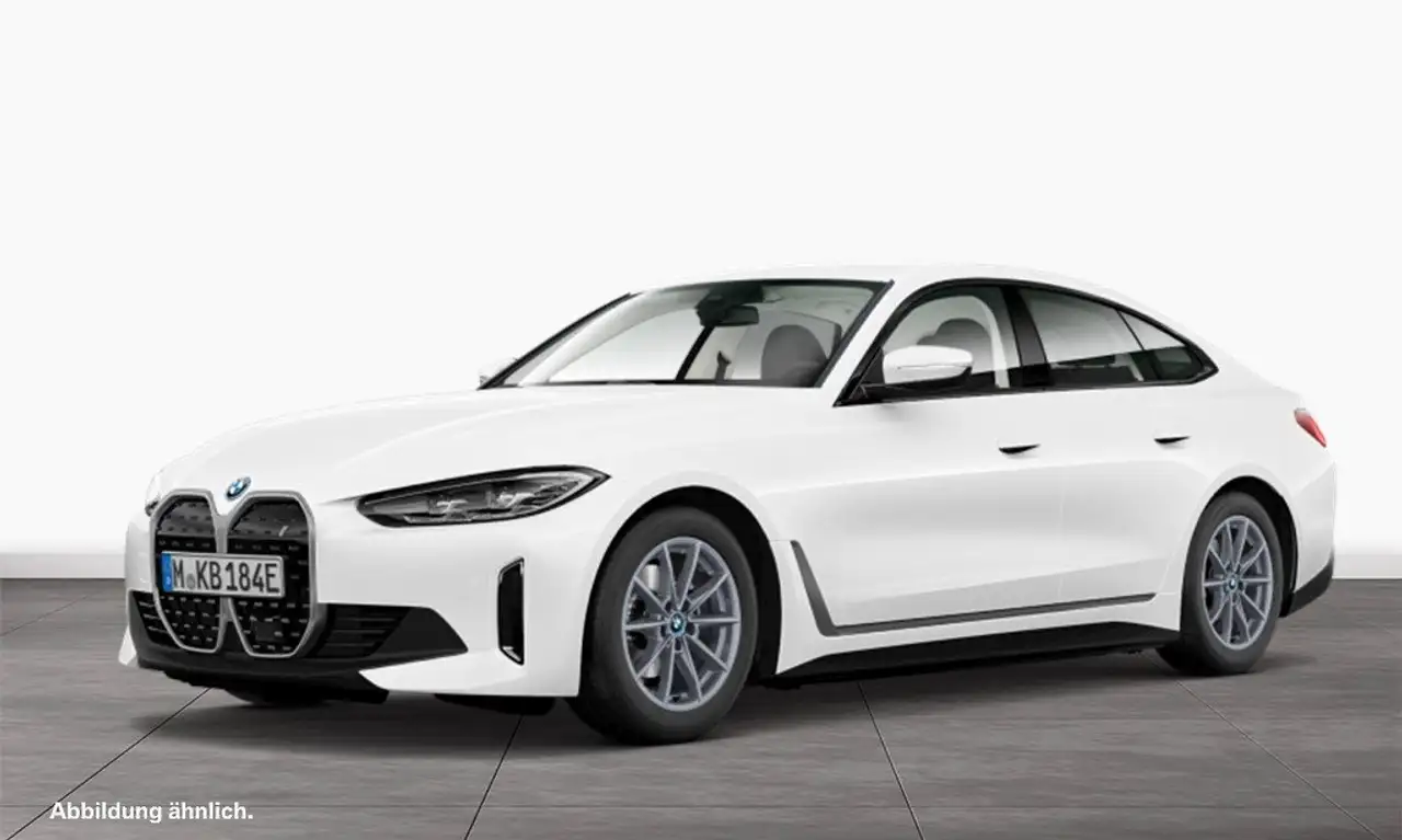 BMW i4 eDrive40 Gran Coupé — photo 1 of 3