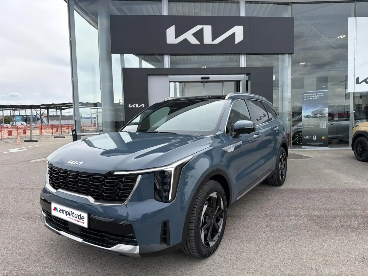 Kia Sorento 1.6 T-GDi 288ch PHEV Premium 4x4 — photo 1 of 20