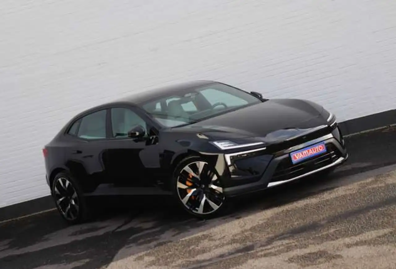 Polestar 4 Performance - Nappa/Elektrochroom/Towbar/SOH = 99% — photo 1 of 16