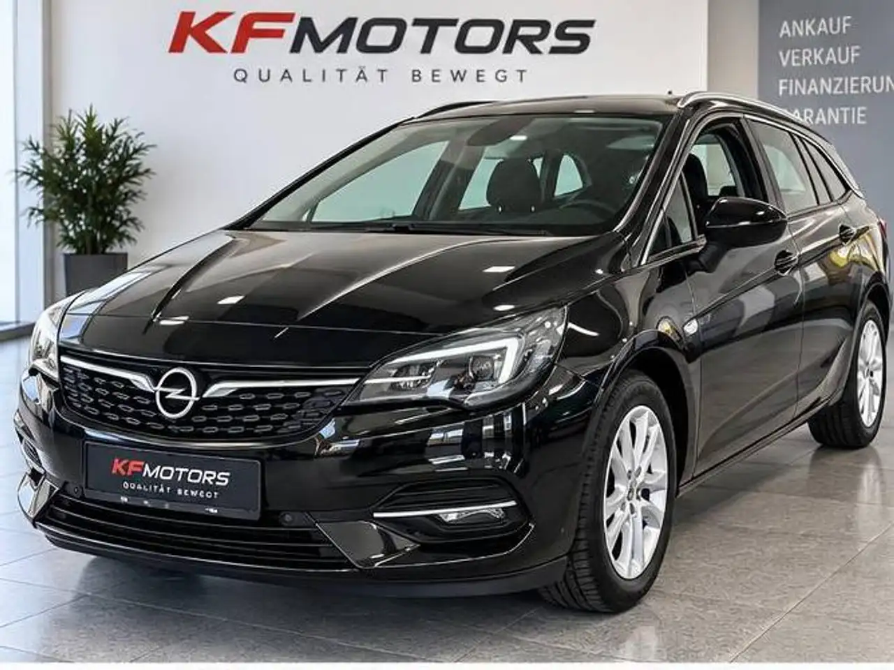Opel Astra Business Start/Stop — photo 1 of 6