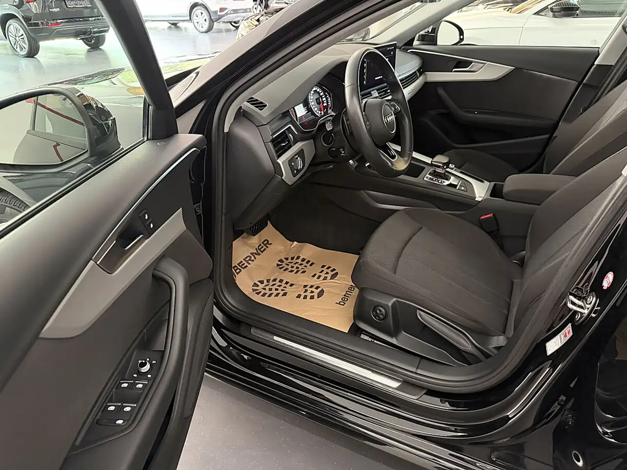 2022 Audi A4 Avant 40TDI quattro advanced S-tronic *Standhei..., photograph 11