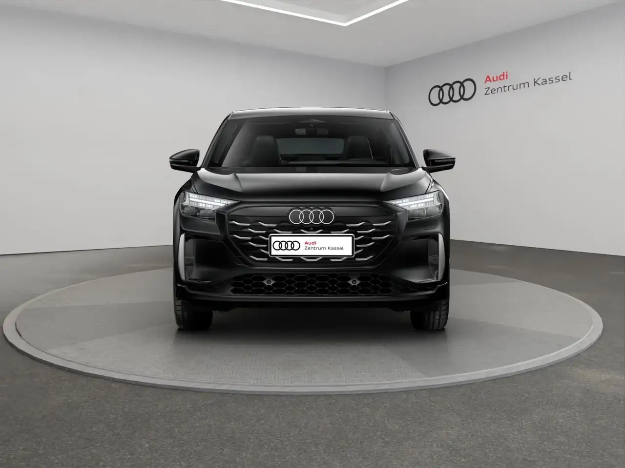 2027 Audi Q4 e-tron Q4 Sportback e-tron perf. Matric HuD SONOS 360°, photograph 9